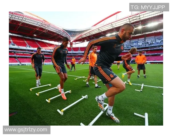 足球耐力实力榜单权威发布揭示各队真实实力与潜力分析